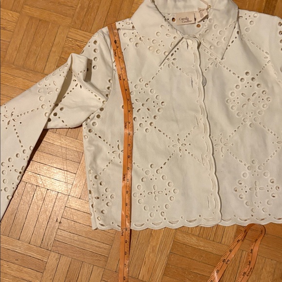Camila Coelho White Eyelet Button-Up Jacket - Picture 4 of 9